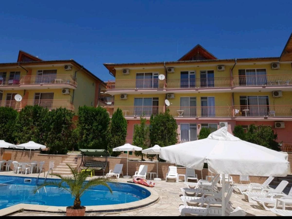 Курортно Студио Slăntjev Brjag Exteriör bild